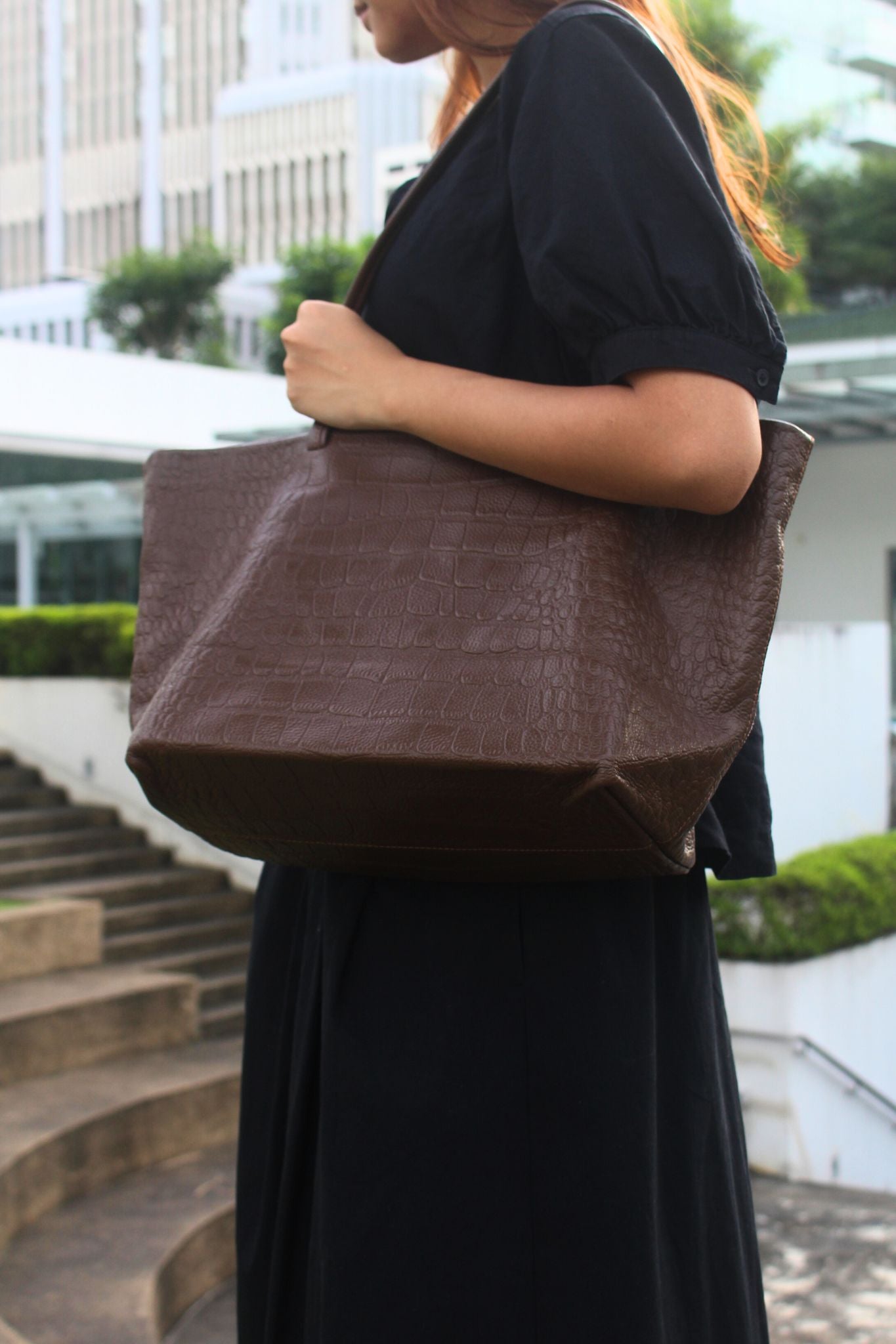 Women's genuine cowhide leather Shopping Tote in crocodile print