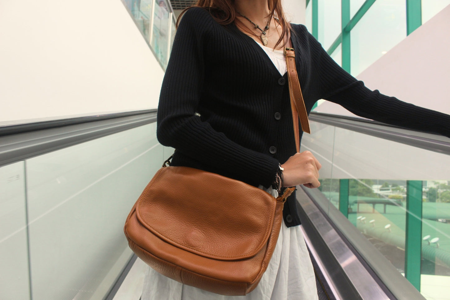 Women's genuine cowhide leather handbag Messenger V2 sling bag