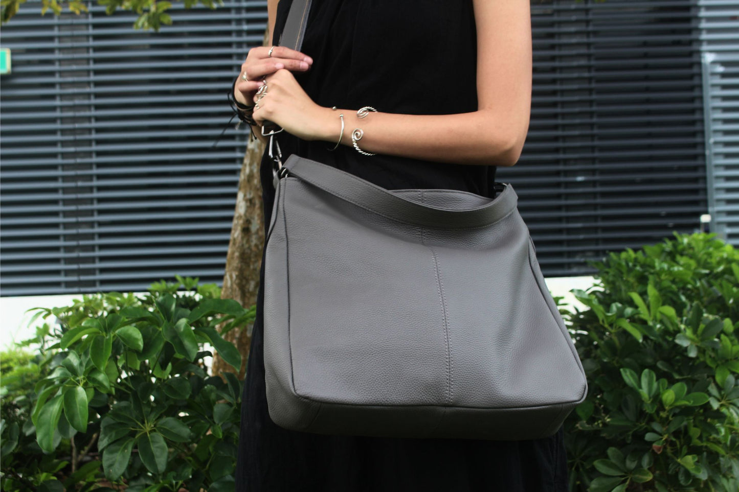 Women's genuine cowhide leather Hobo handbag Dilla V3 design