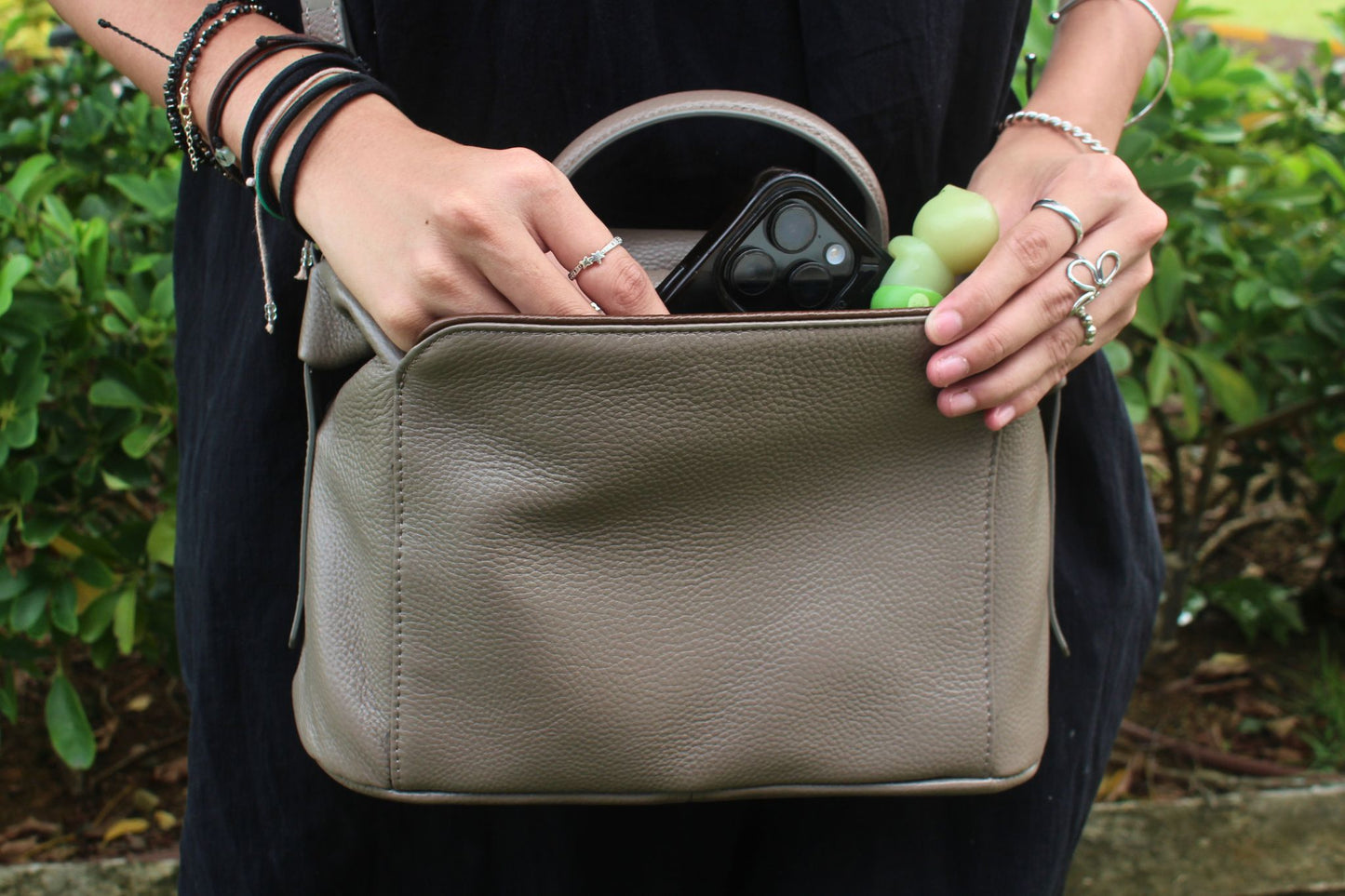 Women's genuine cowhide leather handbag Kabelky v2 design
