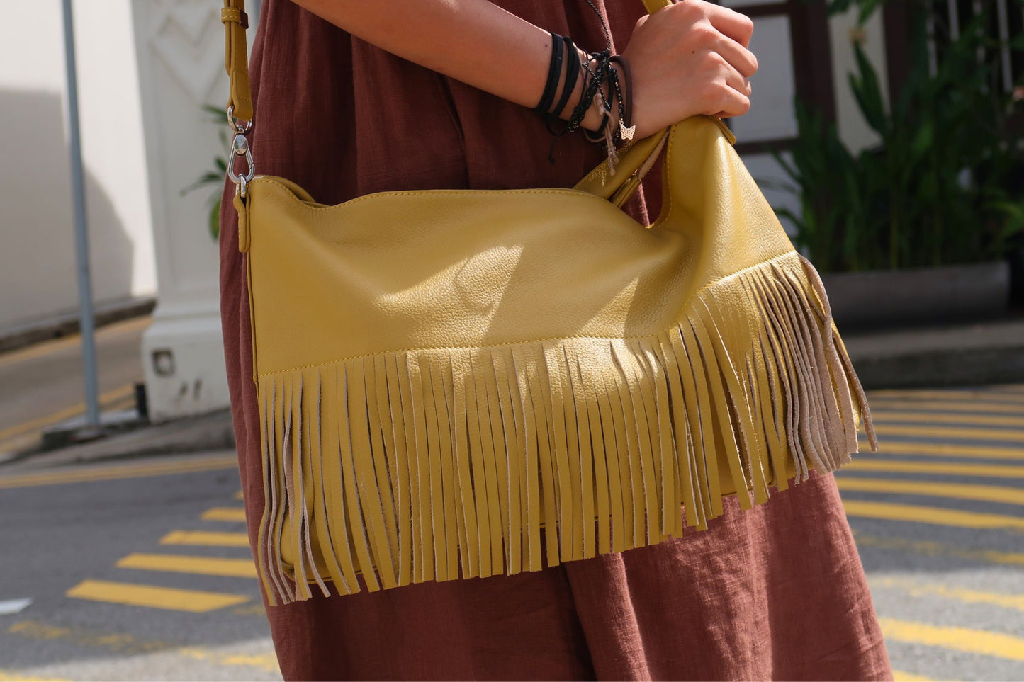 Women's genuine cowhide leather hobo bag Tassel Dilla V2 design