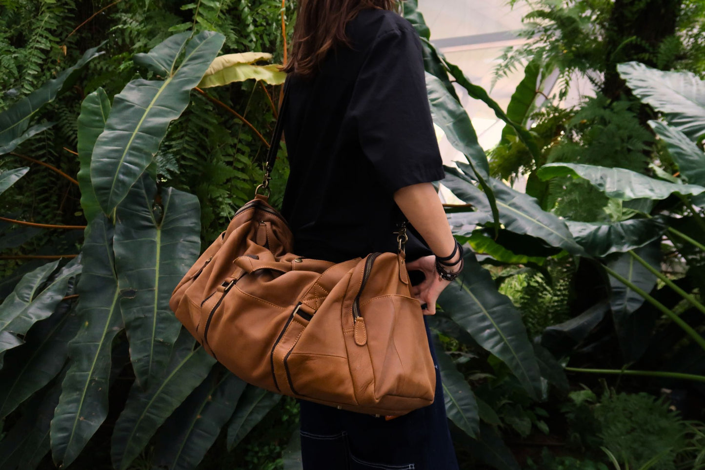 Unisex Women's and Men's genuine cowhide leather duffel travel bag