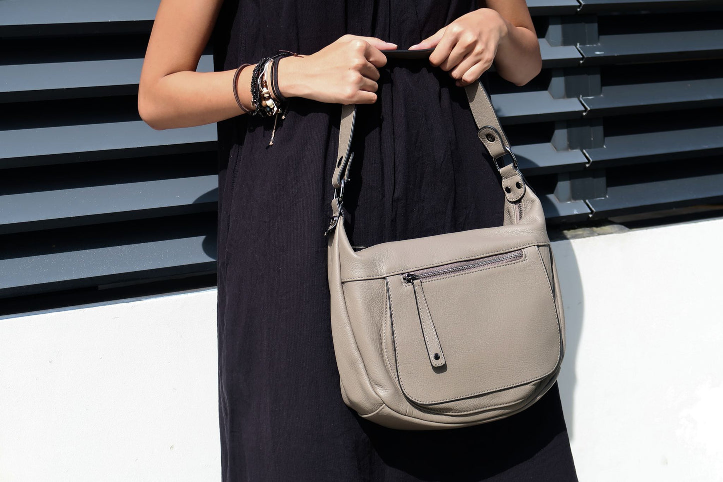 Women's genuine cowhide leather handbag Bora V5 design