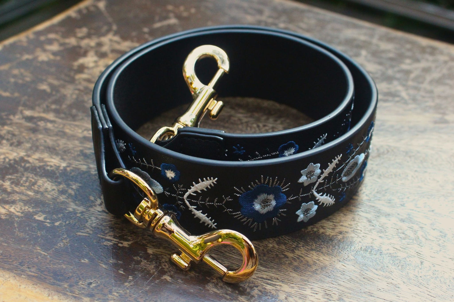 Tomorrow Closet Embroidery design leather bag strap