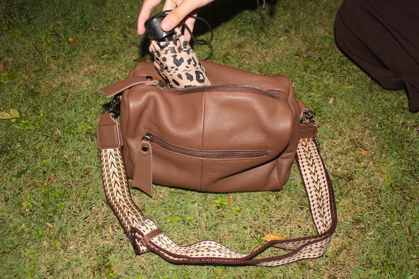 Women's genuine cowhide leather handbag Almo design