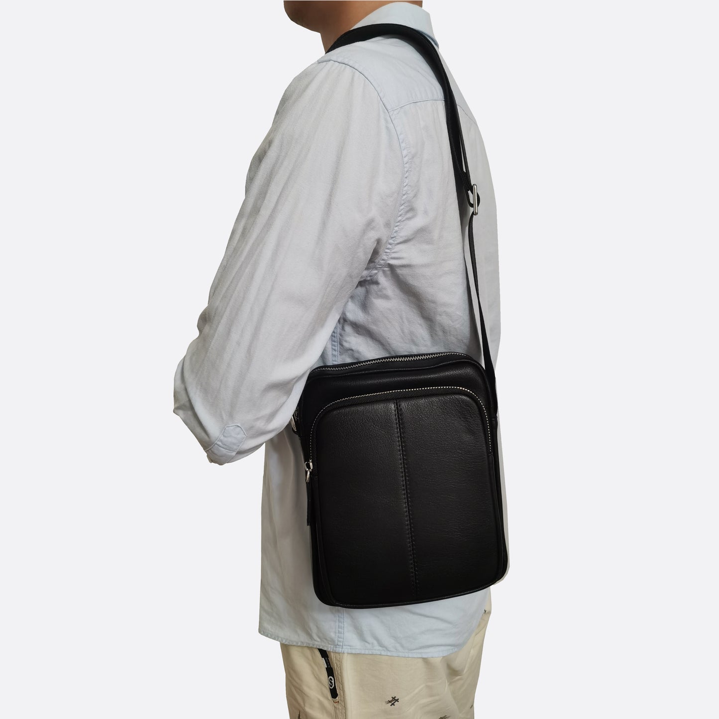 Pouch design unisex genuine cowhide leather sling bag