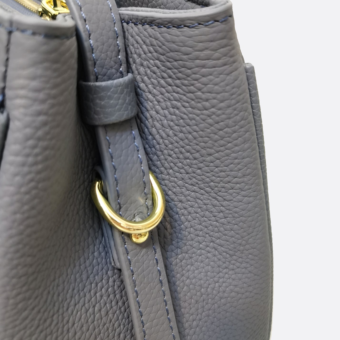 Women's genuine cowhide leather handbag Torba V2 design