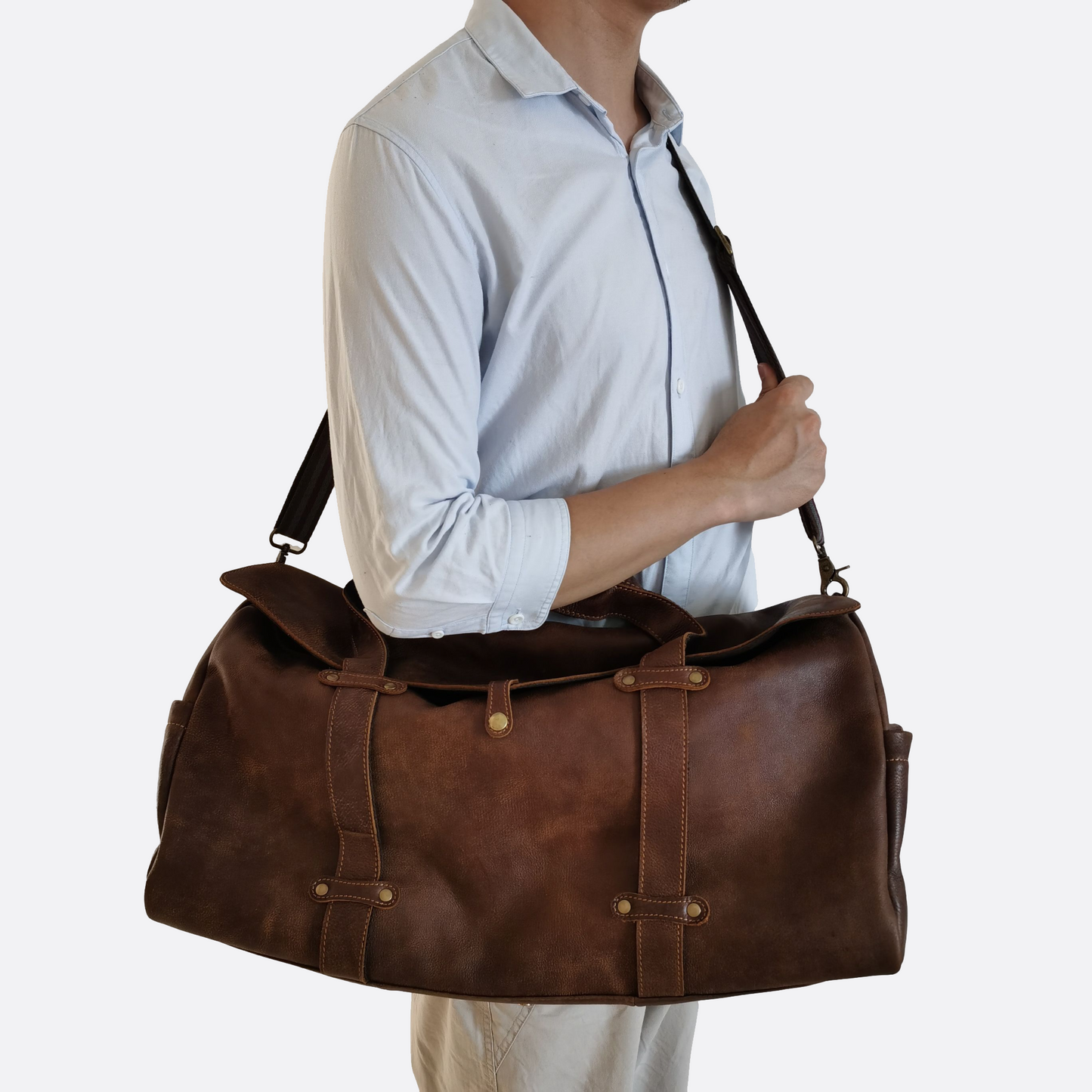 Unisex Women's and Men's genuine cowhide vintage leather duffel travel bag
