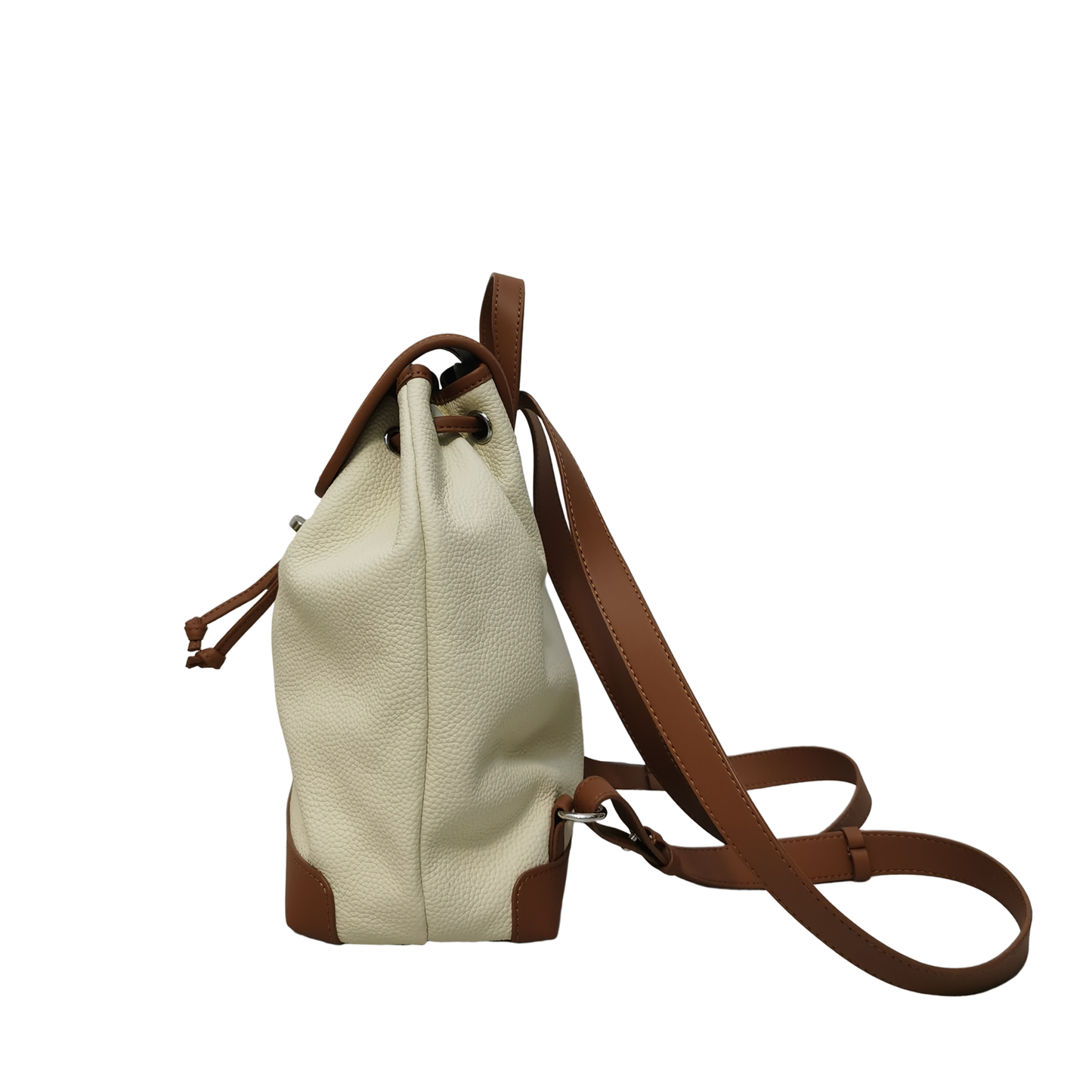 Women's leather backpack zaino design by Tomorrow Closet