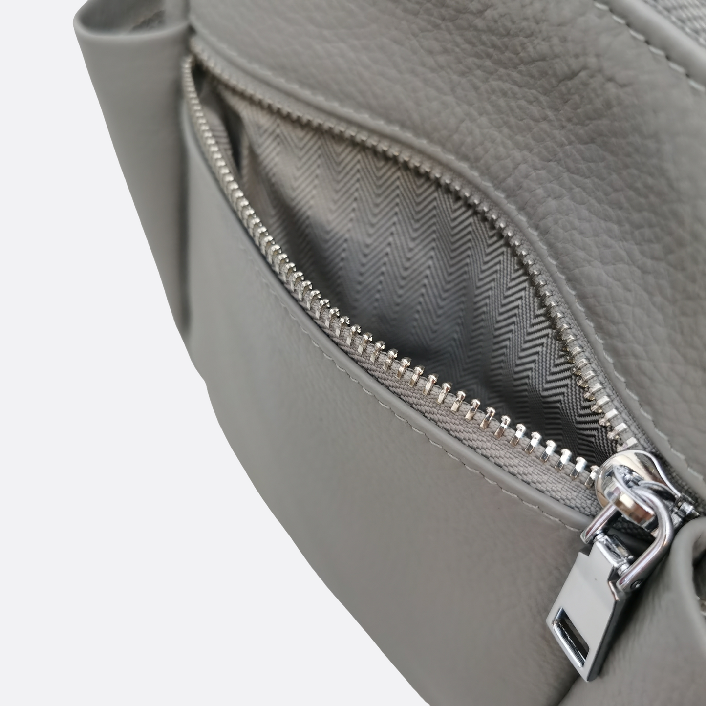 Women's genuine cowhide leather handbag Hayden V2 design