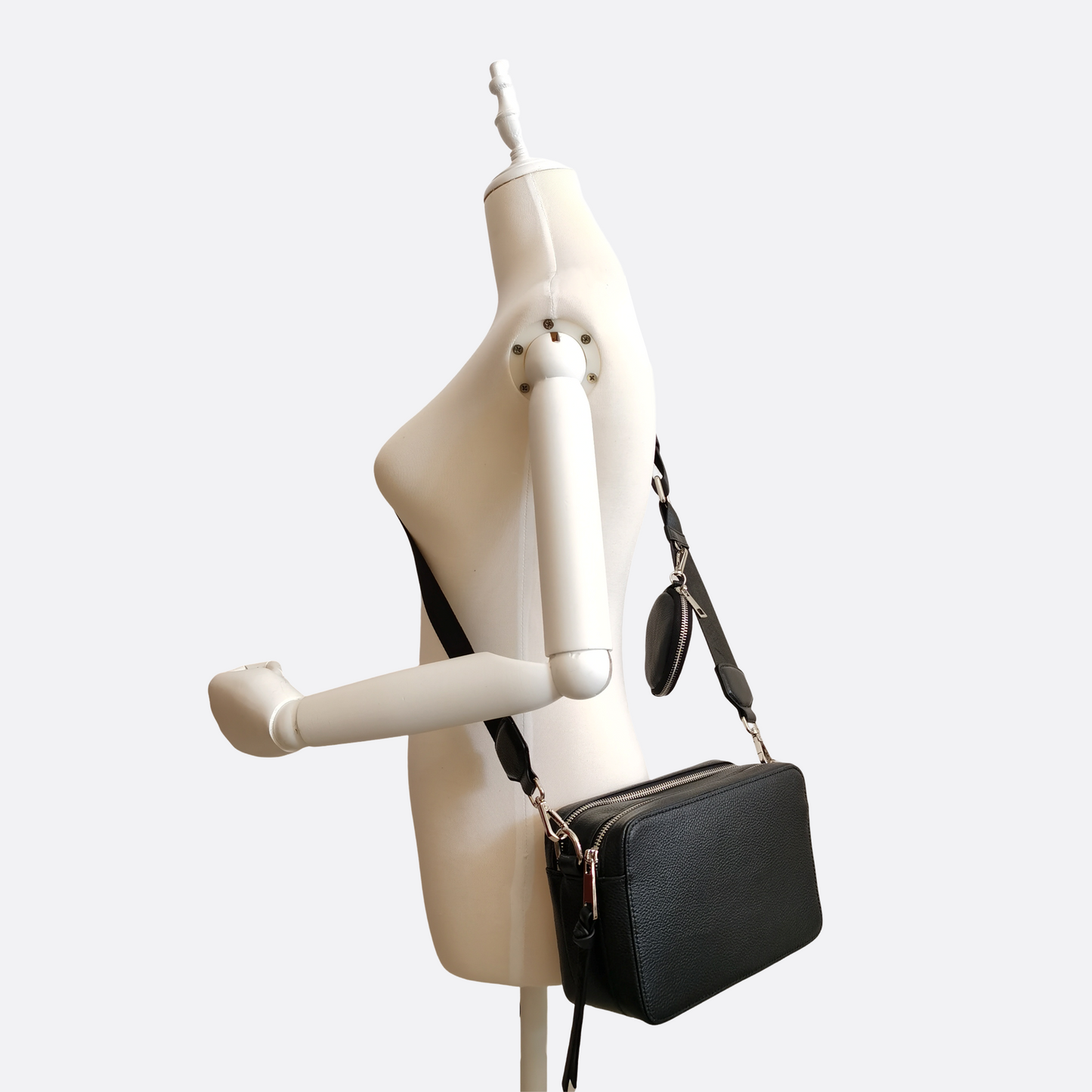 Women's genuine cowhide leather handbag Murca design with pouch