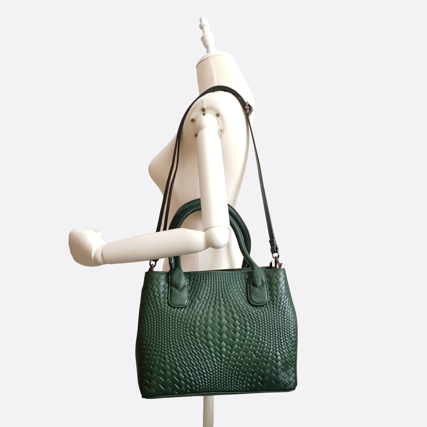Women's genuine cowhide leather handbag Potter design in woven print