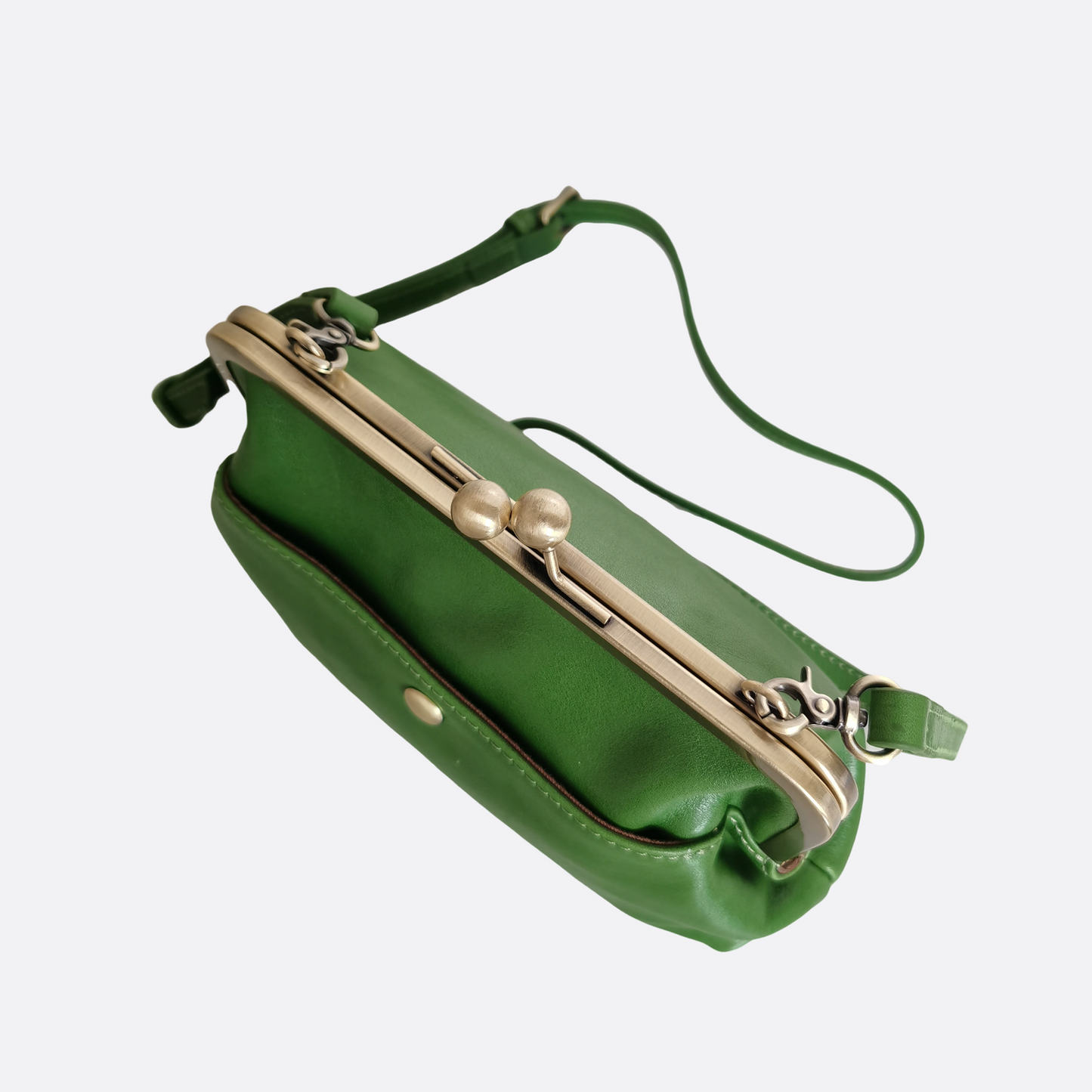 Women's genuine cowhide leather kiss lock vintage clutch handbag