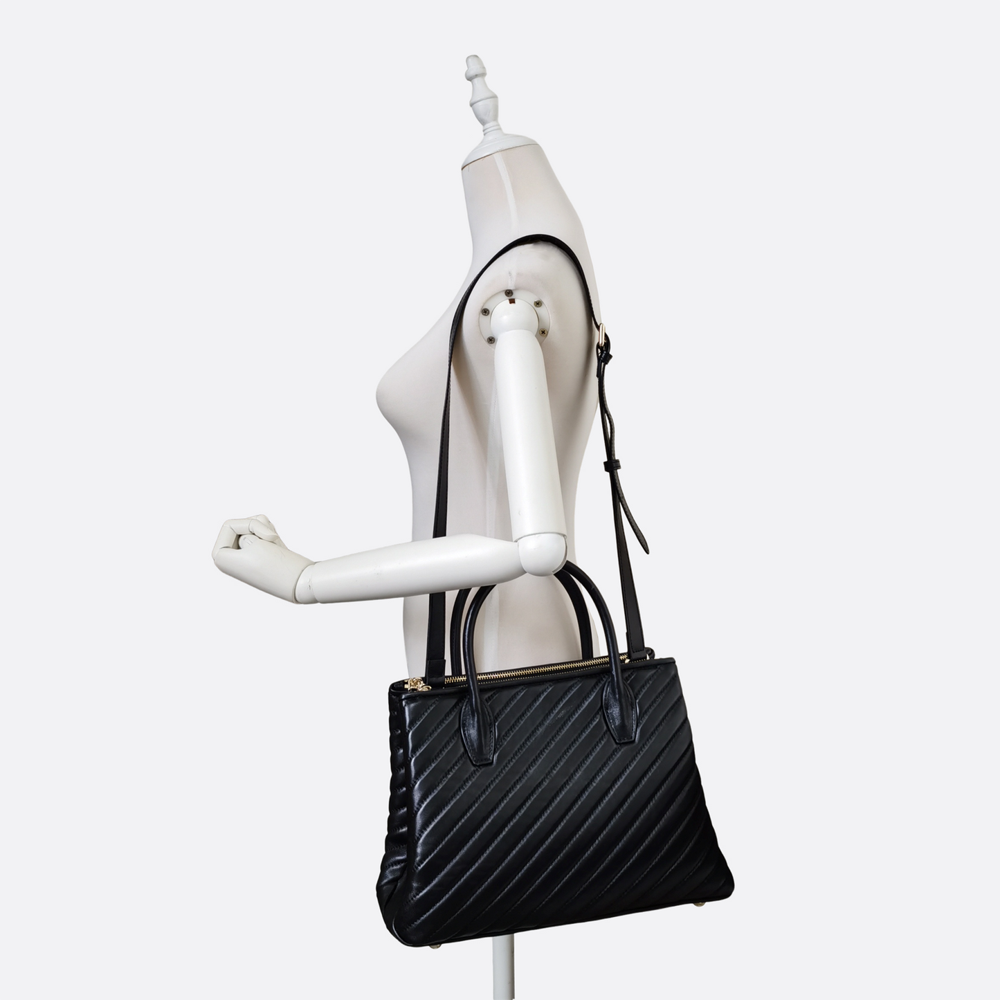 Women's genuine lambskin leather handbag Falten Perry design