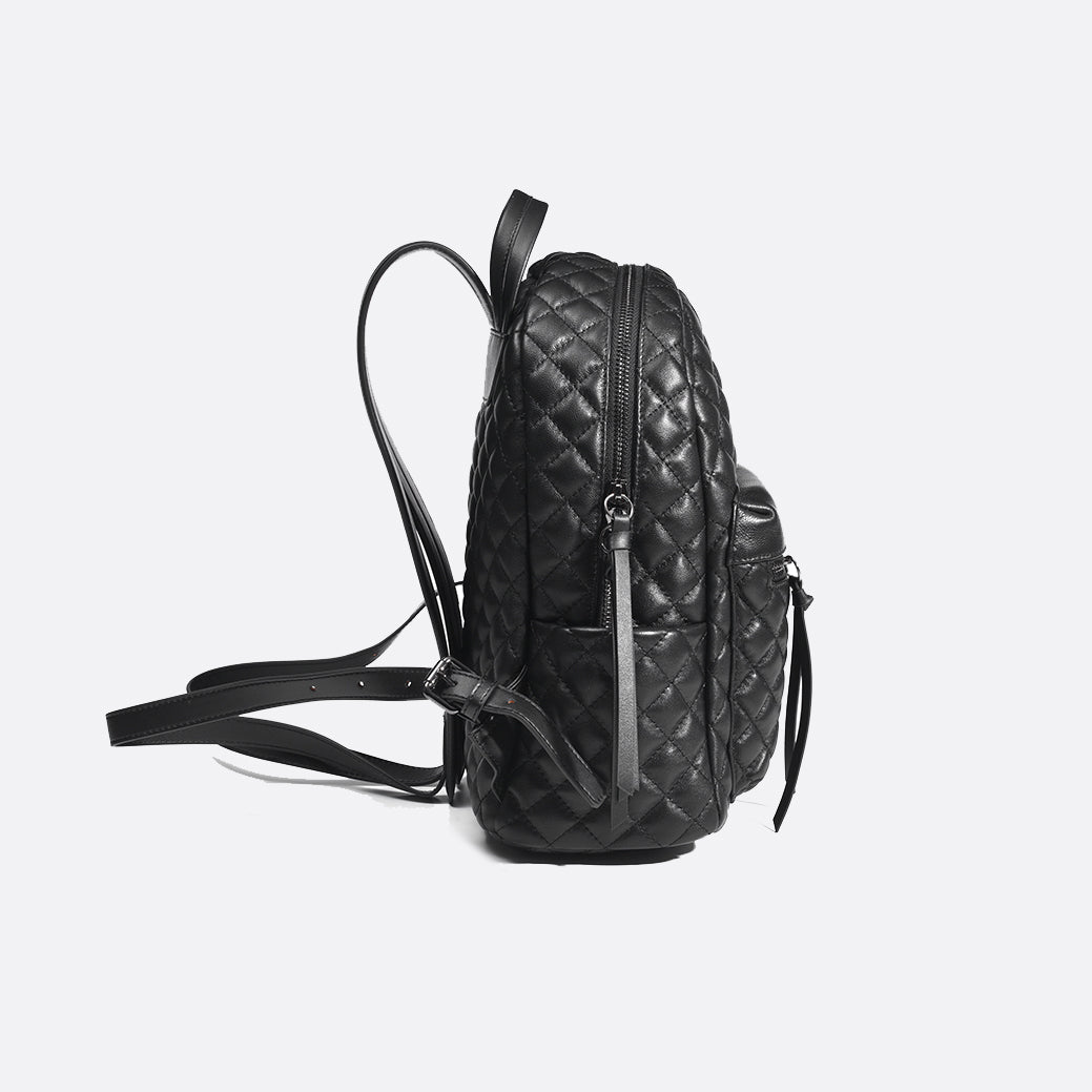 Women's lambskin leather Vyar design quilted backpack