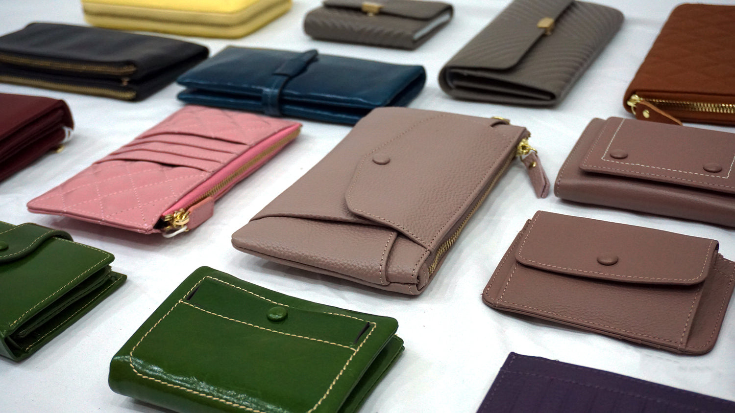 Women's small leather goods by Tomorrow Closet (Singapore)