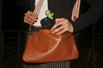 Women's genuine cowhide leather clutch handbag Almo V2 design