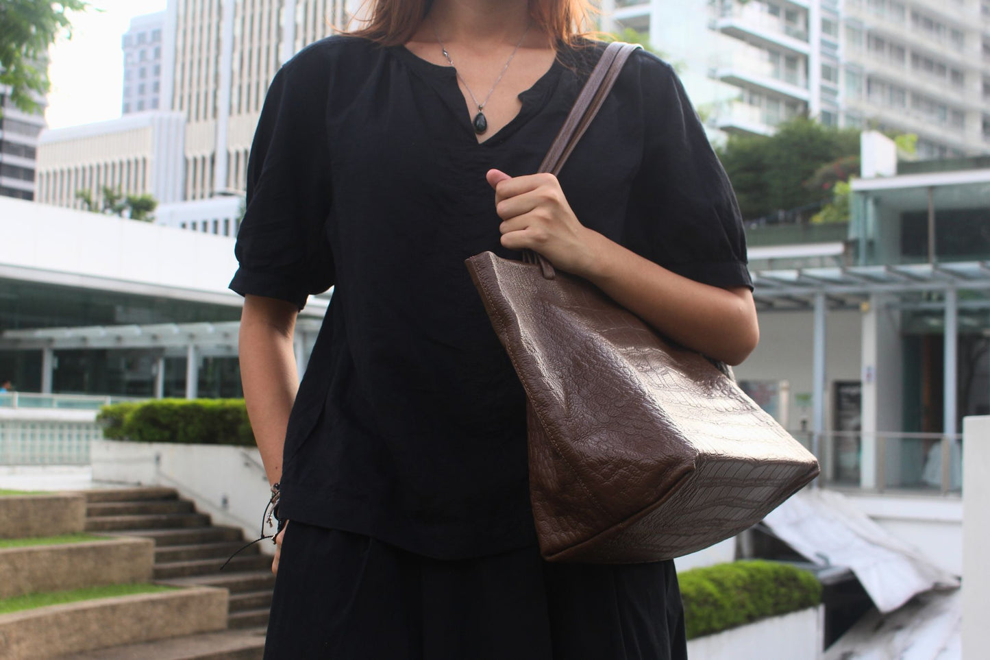 Women's genuine cowhide leather Shopping Tote in crocodile print
