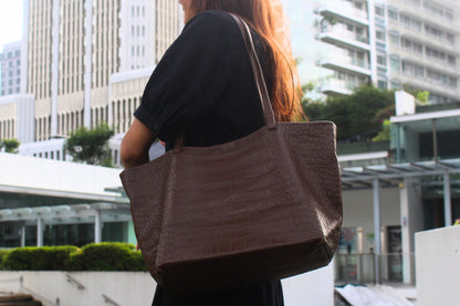 Women's genuine cowhide leather Shopping Tote in crocodile print