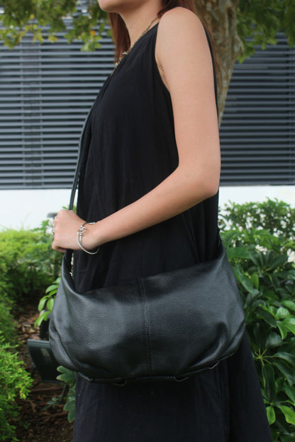 Unisex Women's and Men's genuine cowhide leather handbag Poches V3 design