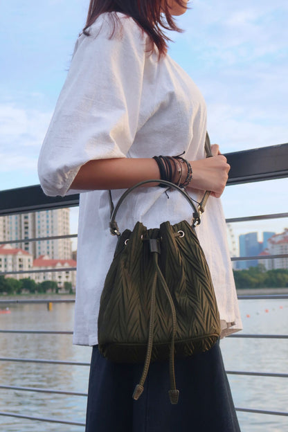 Women's nylon mix genuine cowhide leather bucket bag