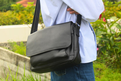 Unisex genuine cowhide leather satchel messenger sling bag handbag