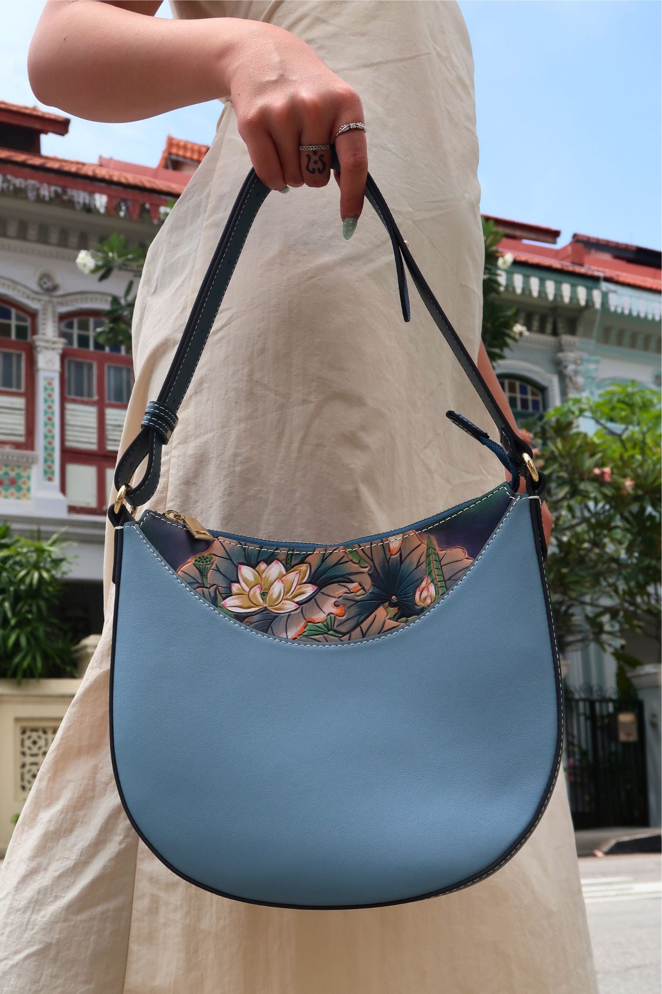 Women's genuine cowhide leather engraved handbag Edgar V3 design
