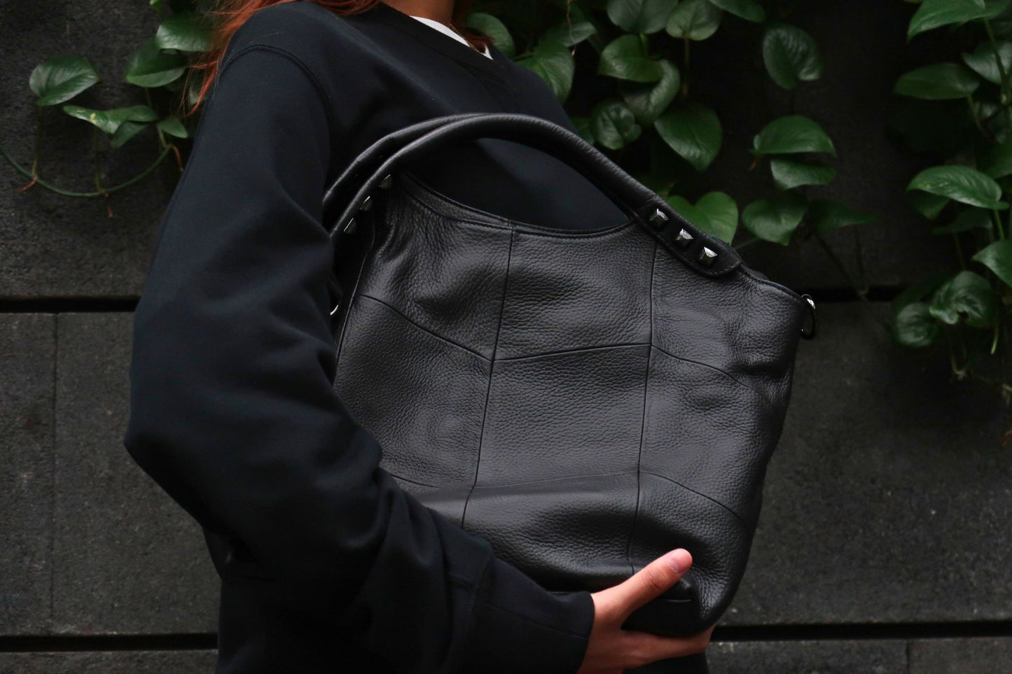 Women's genuine cowhide leather rivet bucket bag