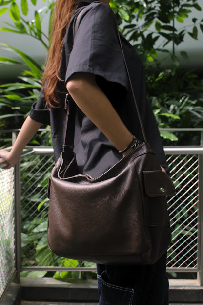 Unisex genuine cowhide leather handbag Carly messenger