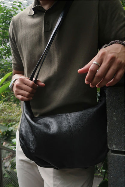 Unisex Women's and Men's genuine cowhide leather handbag Poches V3 design