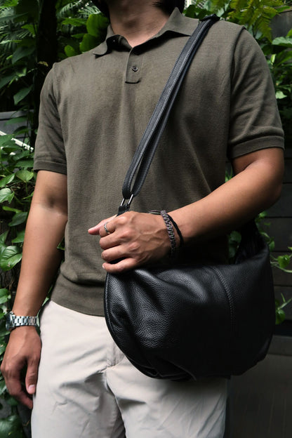 Unisex Women's and Men's genuine cowhide leather handbag Poches V3 design