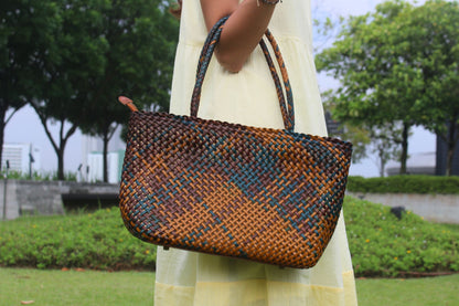 Women's handwoven genuine cowhide leather handbag Top Handle shopping tote V2
