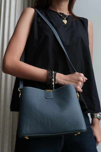 Women's cowhide leather handbag Mori V2 design with 3 straps