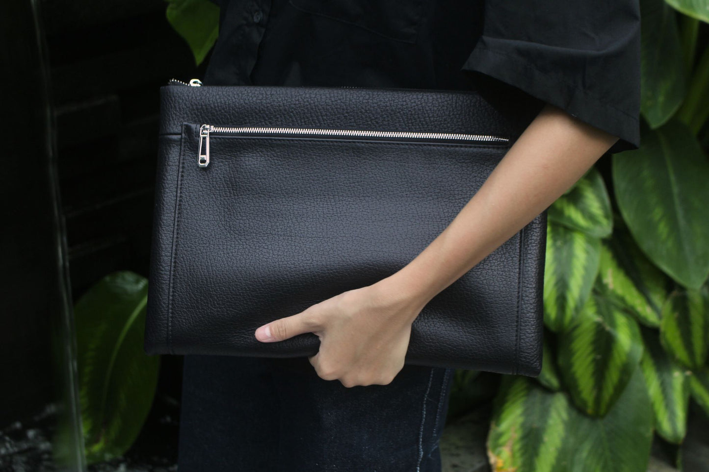 Unisex genuine cowhide leather Clutch/laptop sleeve/laptop folio