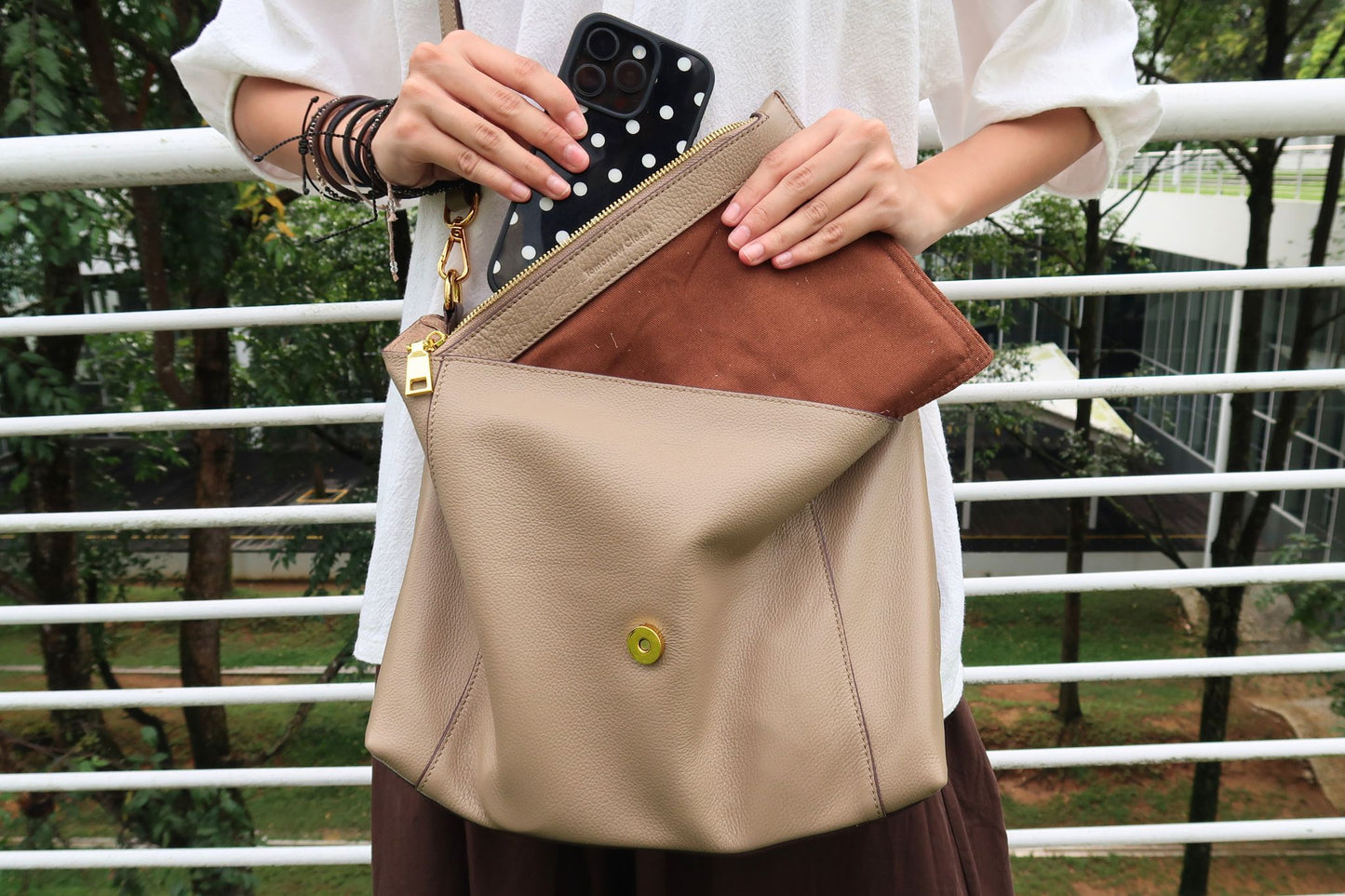 Women's genuine cowhide leather handbag Ingrid design