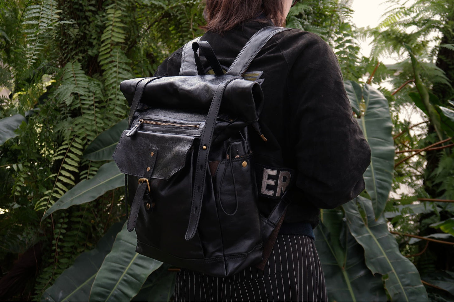 Unisex cowhide leather Torba design Roll top backpack