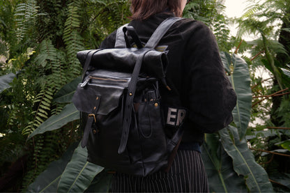 Unisex cowhide leather Torba design Roll top backpack