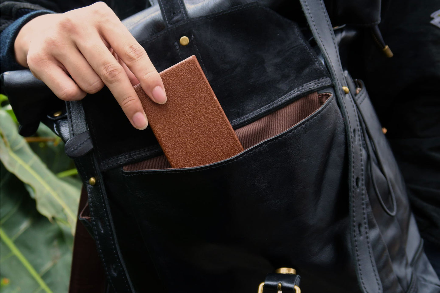 Unisex cowhide leather Torba design Roll top backpack