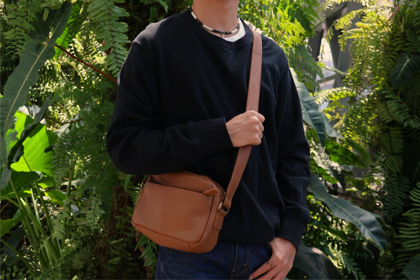 Unisex genuine cowhide leather sling bag Murca V2 design