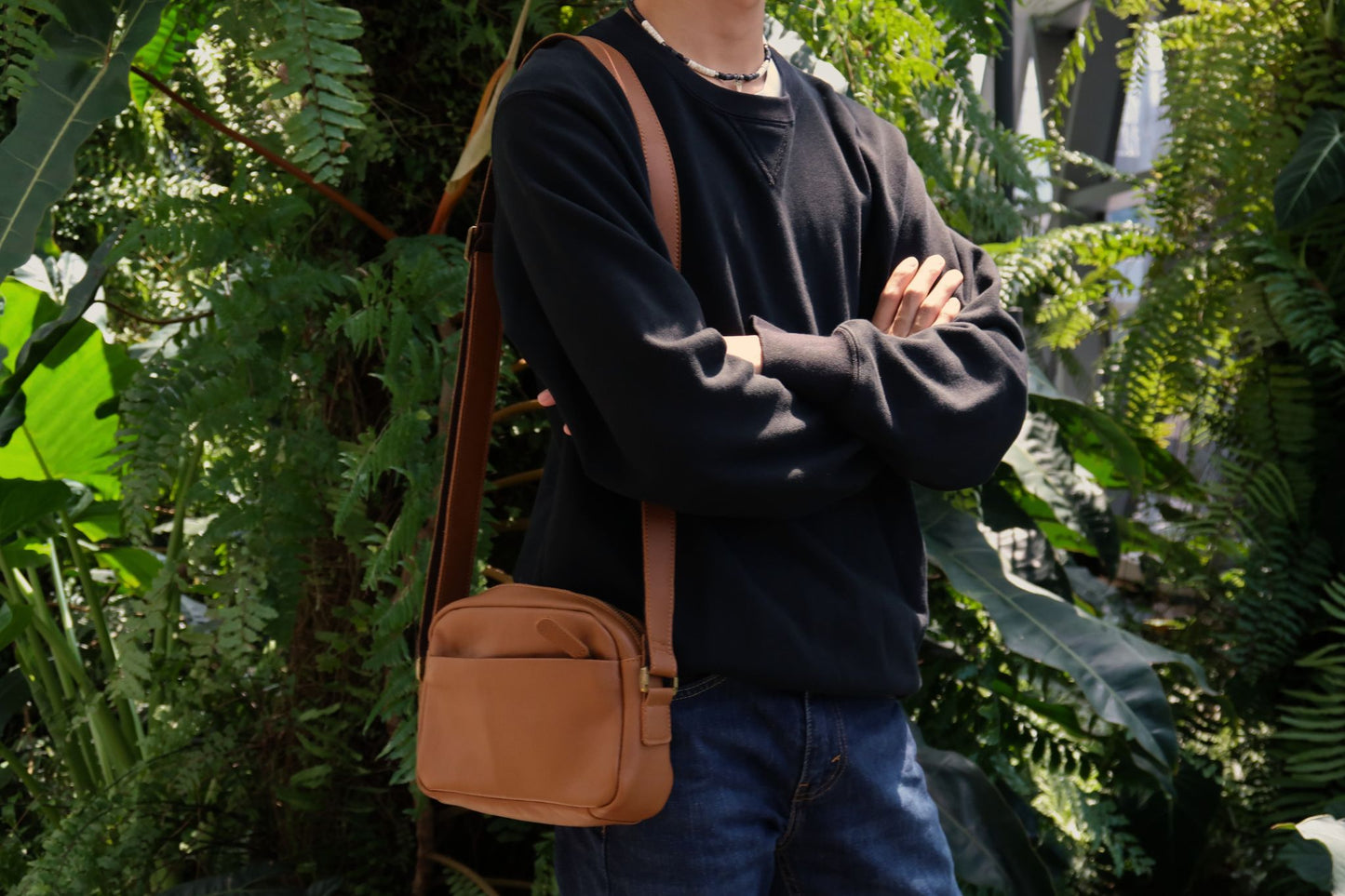 Unisex genuine cowhide leather sling bag Murca V2 design