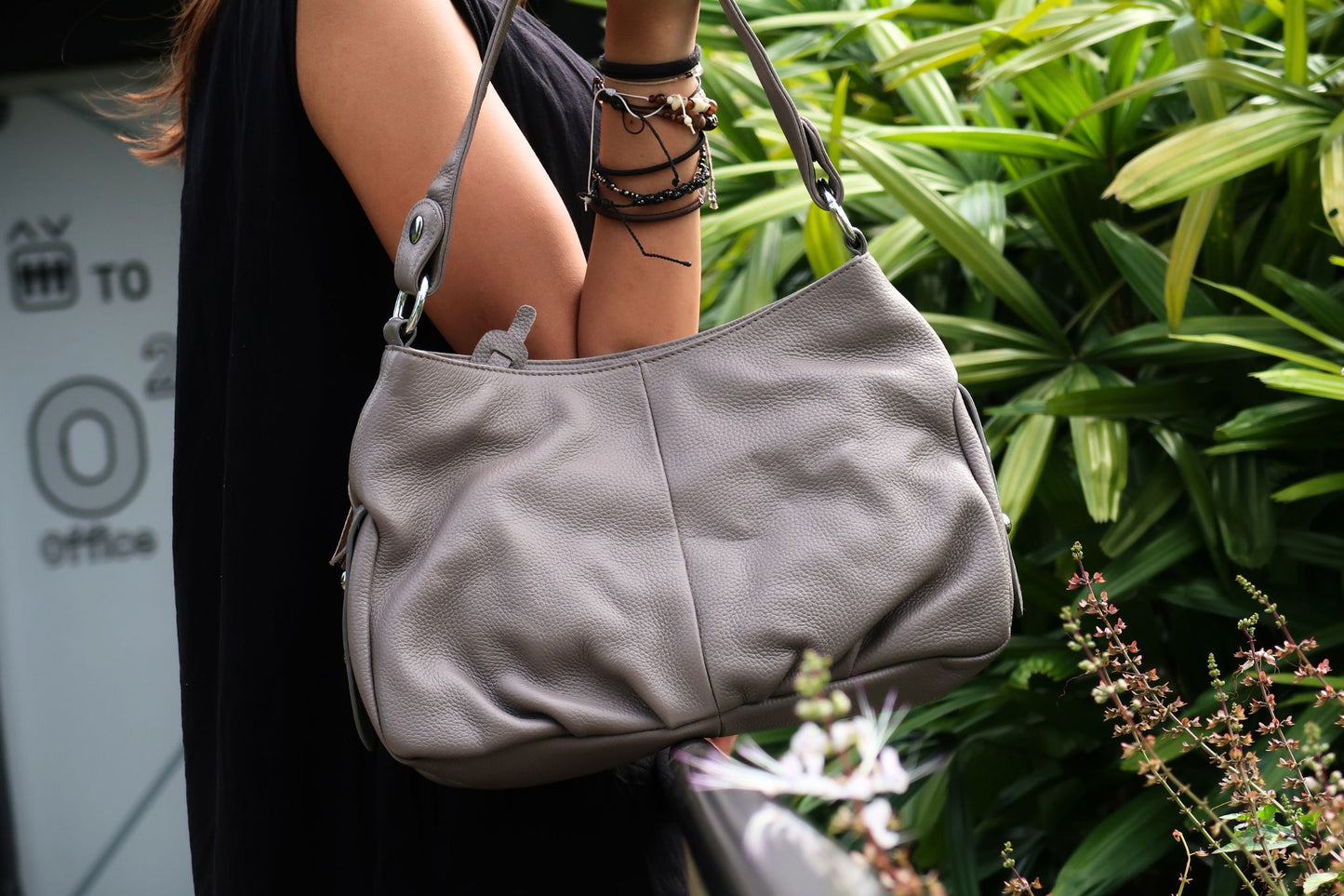 Women's genuine cowhide leather handbag Bora design