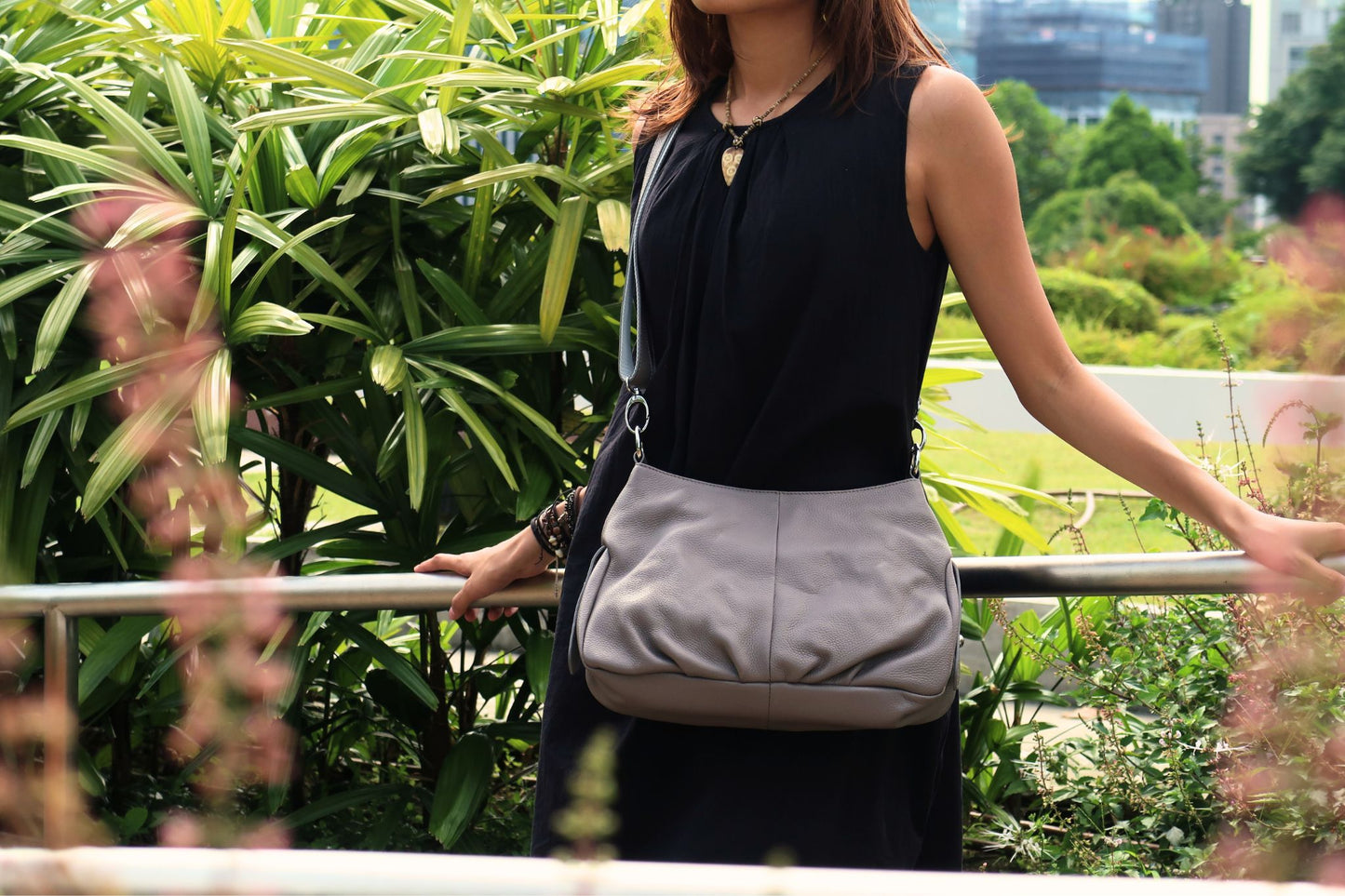 Women's genuine cowhide leather handbag Bora design