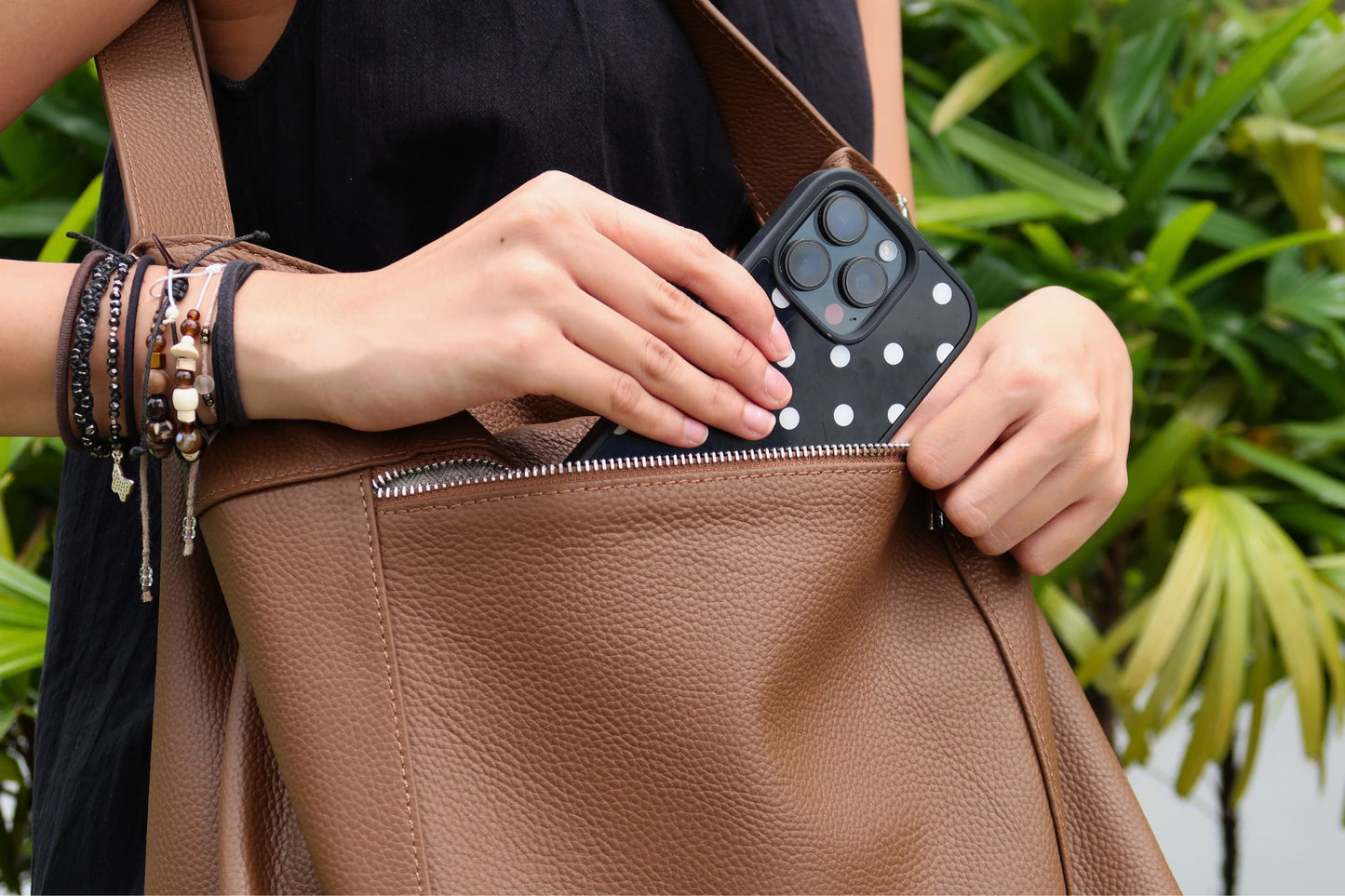 Women's genuine cowhide leather Hobo handbag Dilla V4 design