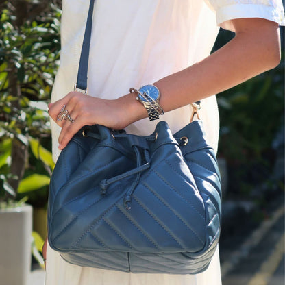 Women's quilted lambskin leather handbag bucket bag Falten design