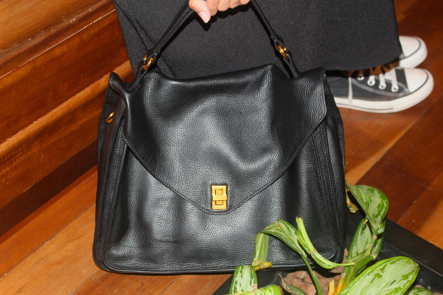 Women's genuine cowhide leather handbag Torba design