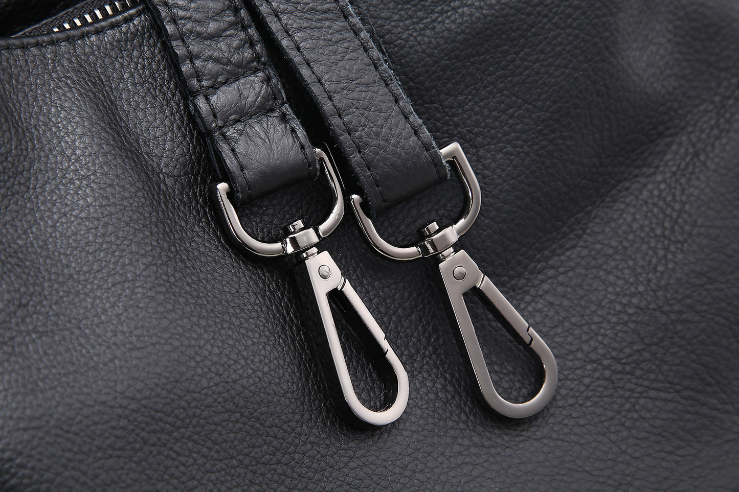 Women's genuine cowhide leather handbag Carly chain design
