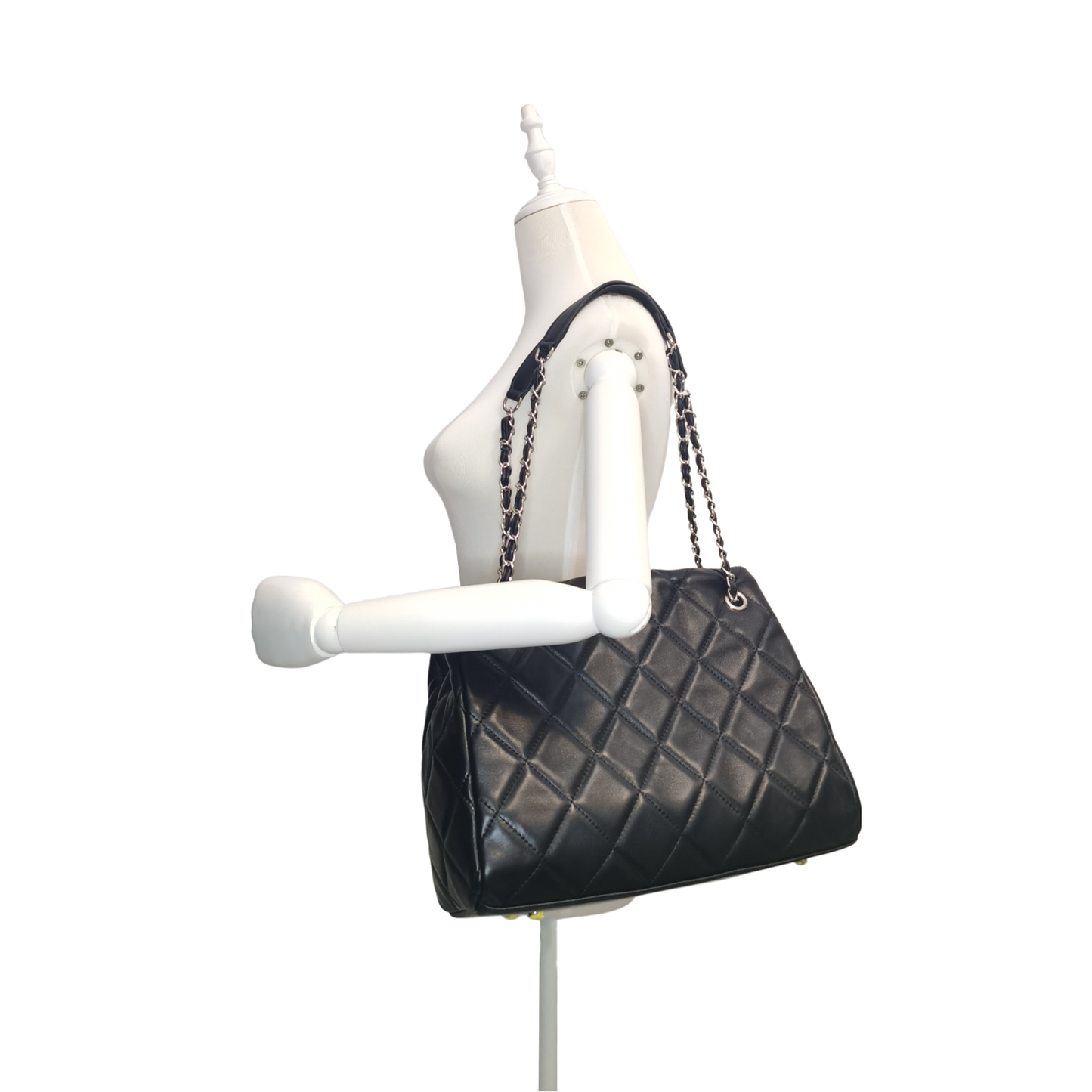Women's lambskin leather crossbody tote bag Vyar design