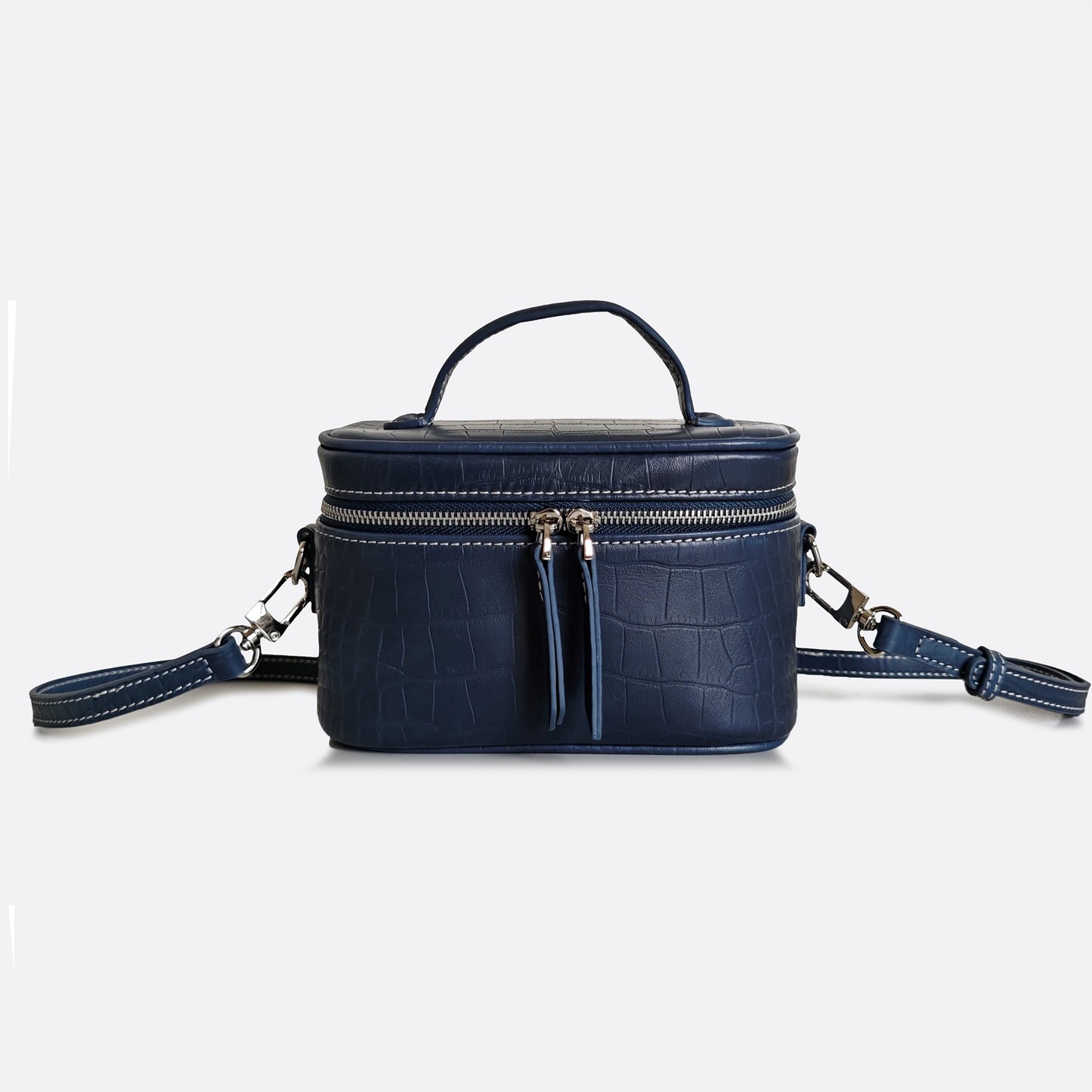 Women's cowhide leather vanity bag Schon design with strap