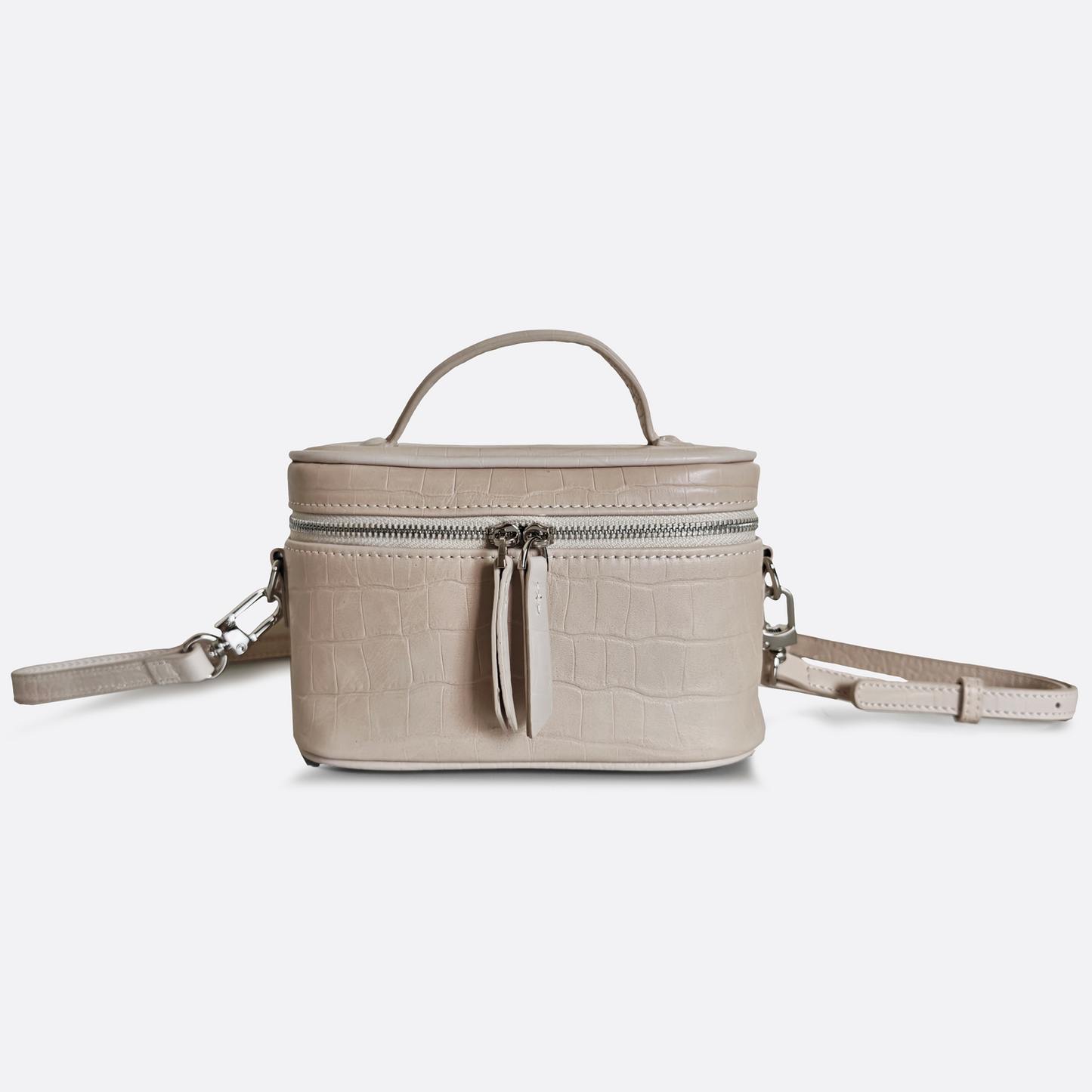 Women's cowhide leather vanity bag Schon design with strap