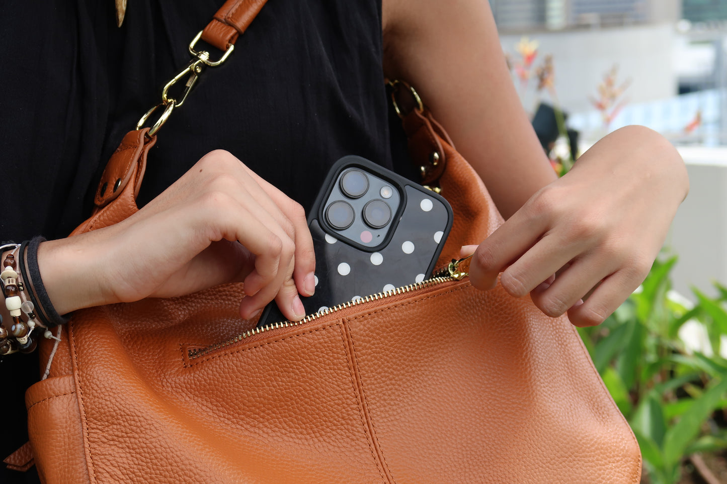 Women's genuine cowhide leather handbag Bora V3 design